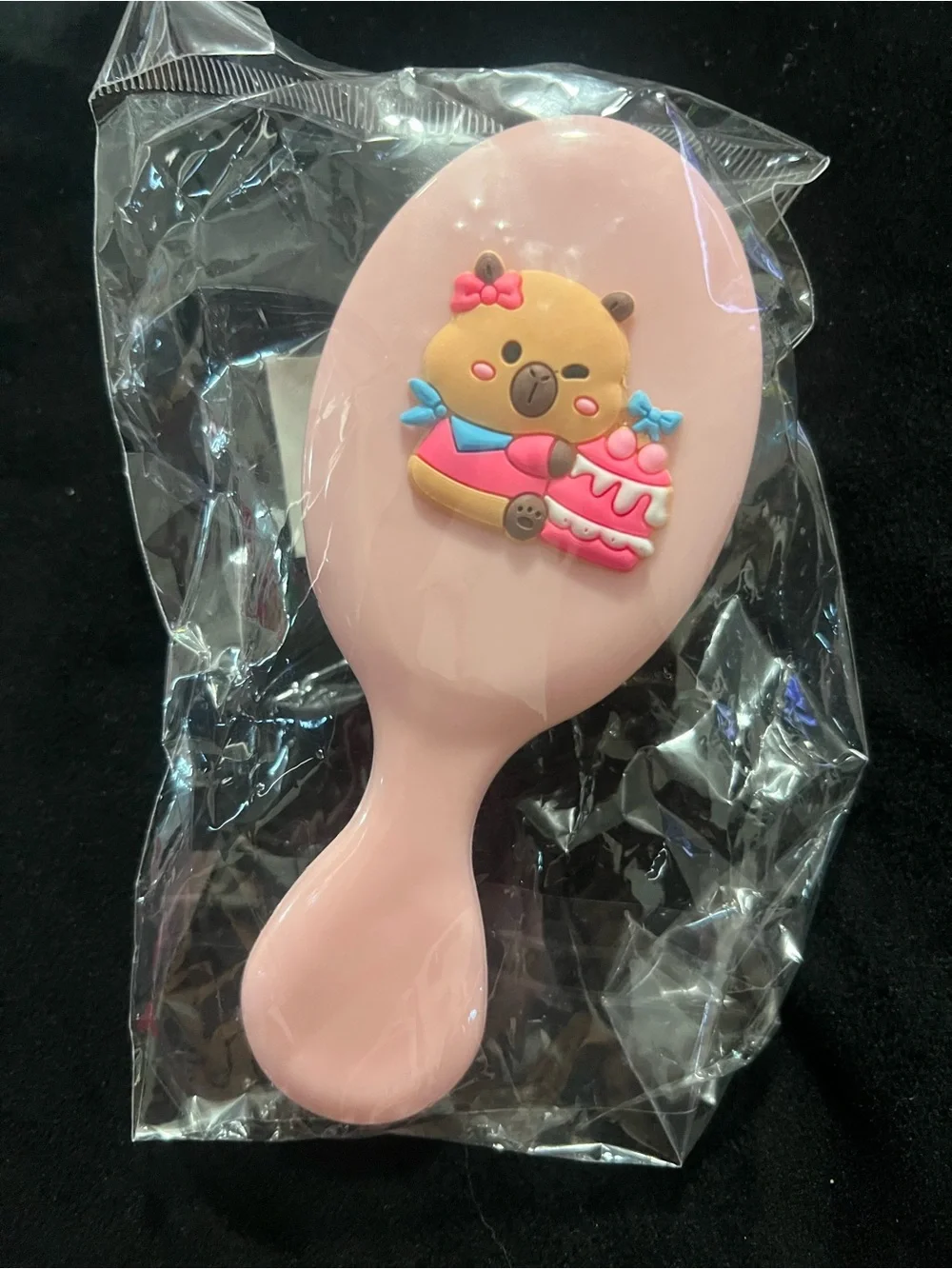 capybara travel brush
